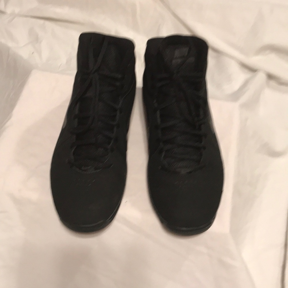 BLACK  SIZE 10 NIKE AIR VISI PRO III NBK